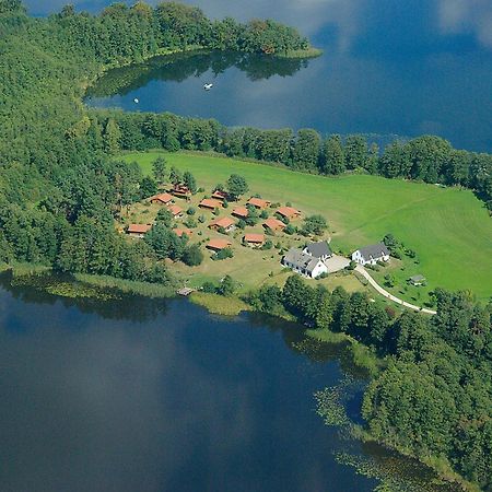 Ferienhaus-Park Brennickenswerder Lychen Exterior foto